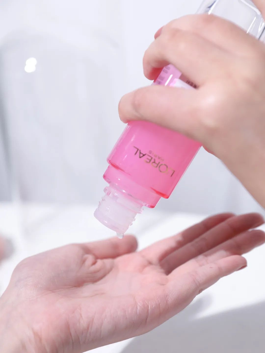 揭秘！这些护肤品的发家史，竟比琼瑶剧还精彩