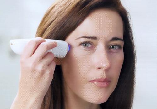 爱长斑的女人怎么办,女生长斑