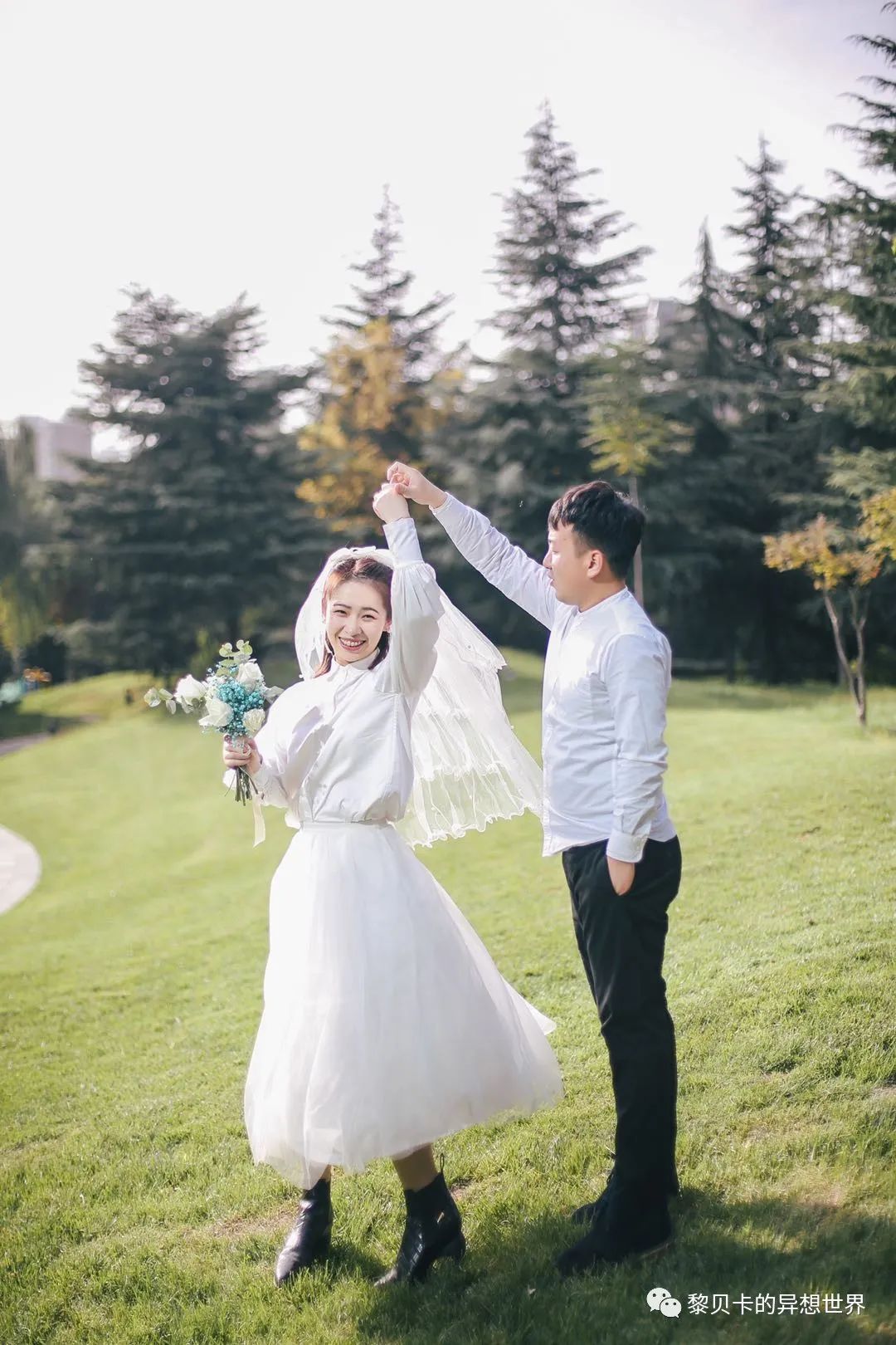 买了好多衣服和鞋子,买了好多鞋子