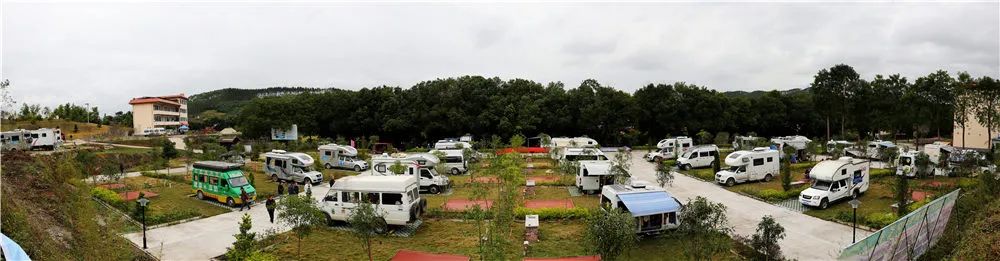 上车旅游打卡,上车打卡下车打卡