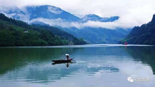 看看石泉老街的夜景有多美,石泉老街秋天的美景