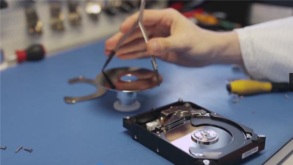 希捷最新硬盘技术,希捷移动硬盘数据救援什么意思