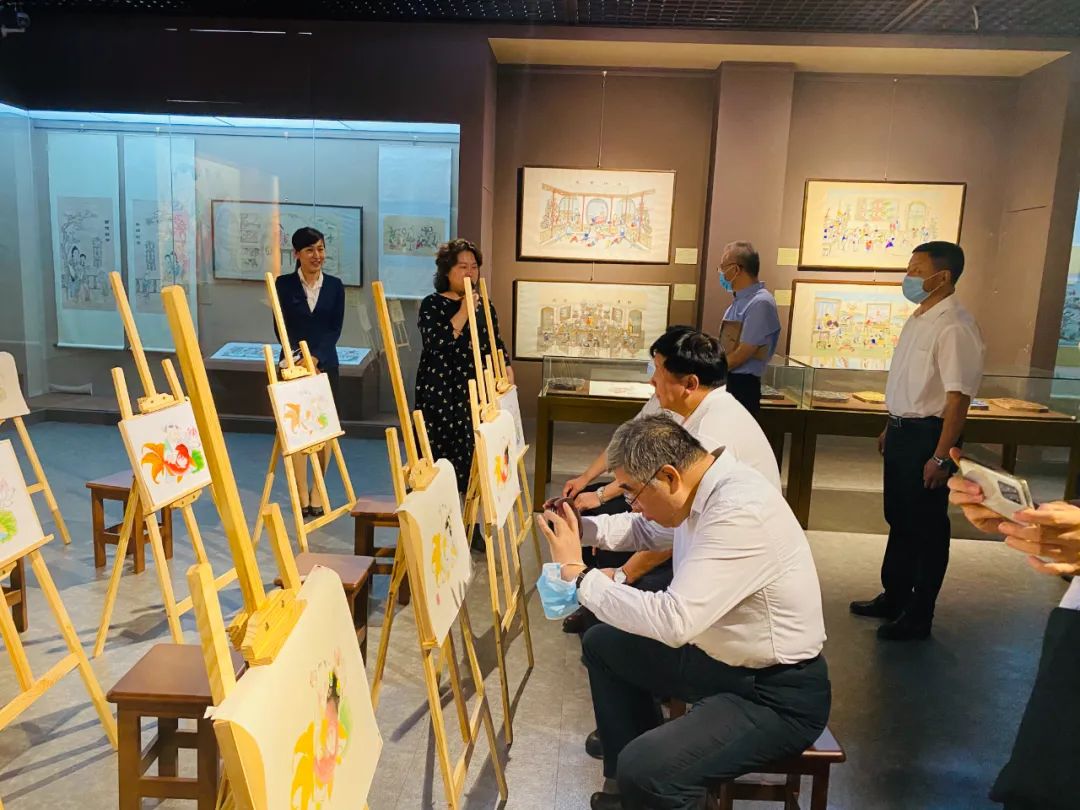 为什么进？进什么？怎么进？委员强调了这个“进”