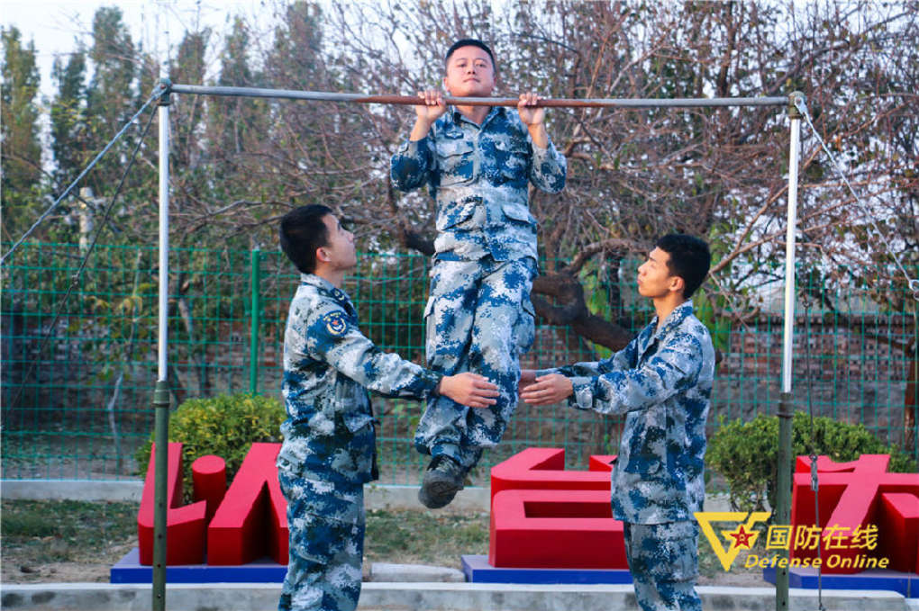 一房三人三餐四季幸福生活,一房三人三餐四季的句子