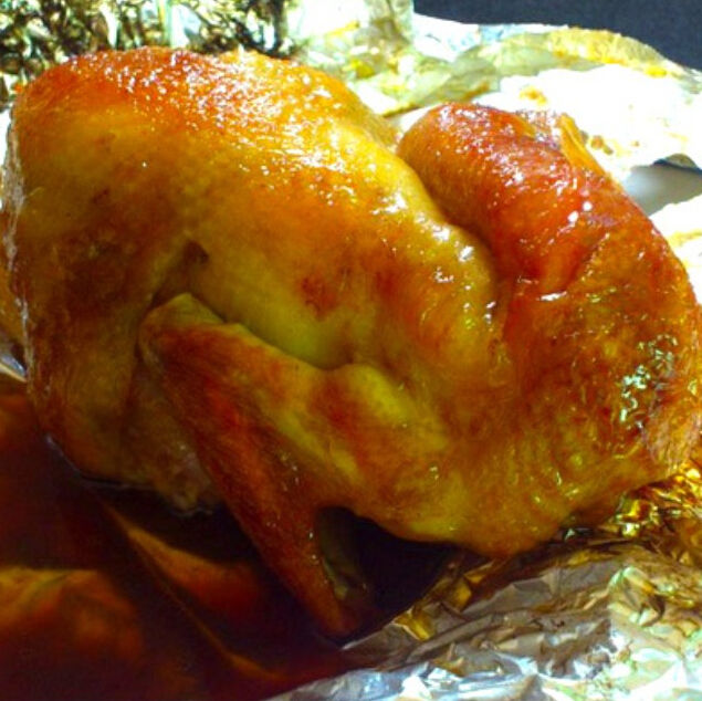 鸡骨头卡喉咙里住院,鸡骨头卡喉咙呕吐流血