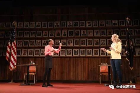 百老汇剧院舞台布景,唯一一个中国设计师