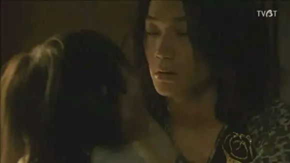 日本变态专业户，最近爱演BL