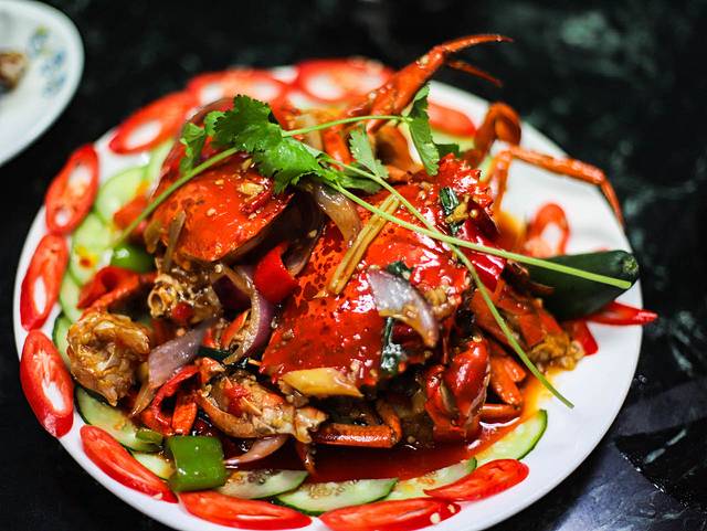 三亚海棠湾吃住攻略,三亚亚龙湾天下第一湾攻略