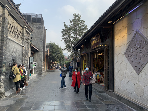 这个周末春熙路、宽窄巷子还热闹吗？