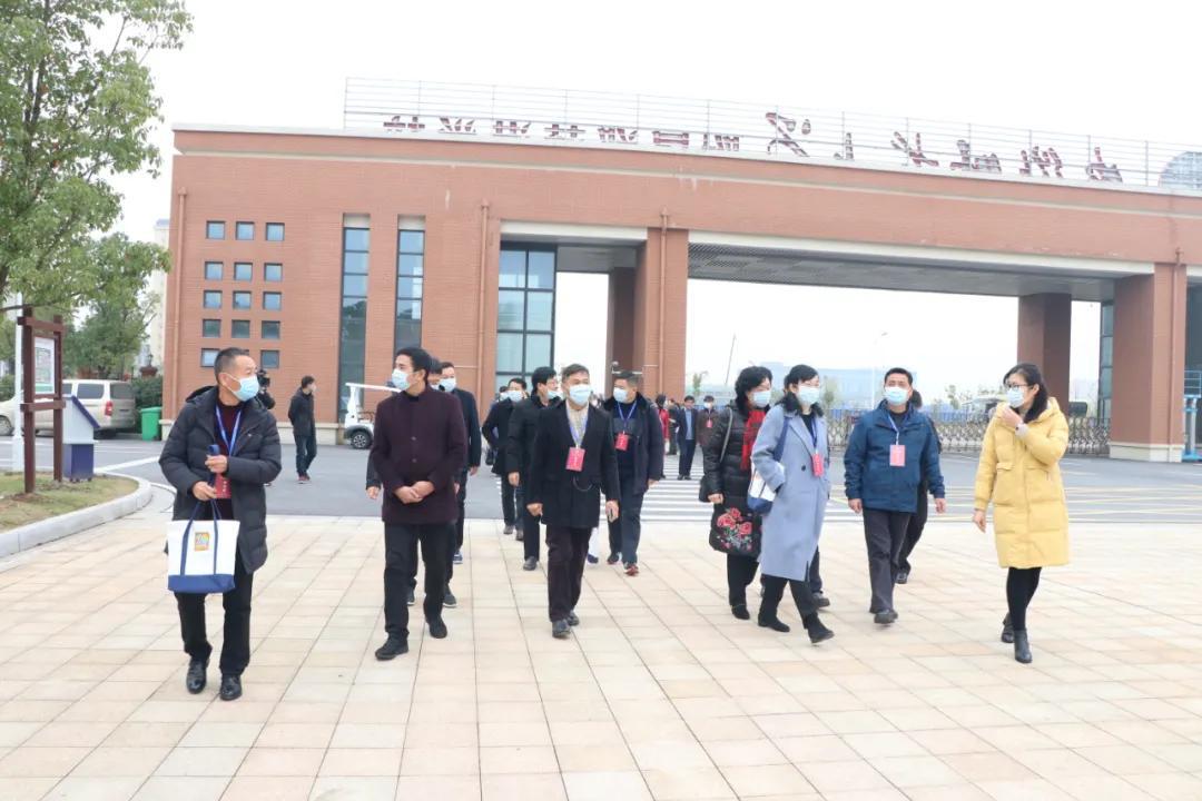 百名校长进校园,安师大郑蒲港学校的校长