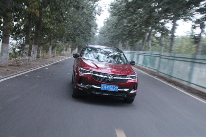 别克昂科拉试驾第一视角,别克昂科拉2017最全试驾视频