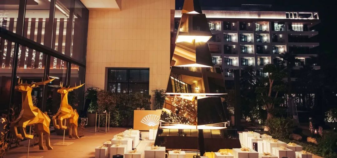 设计师的圣诞树是长什么样？