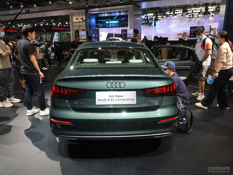 奥迪a3谁会买,奥迪a3l对比宝马1系