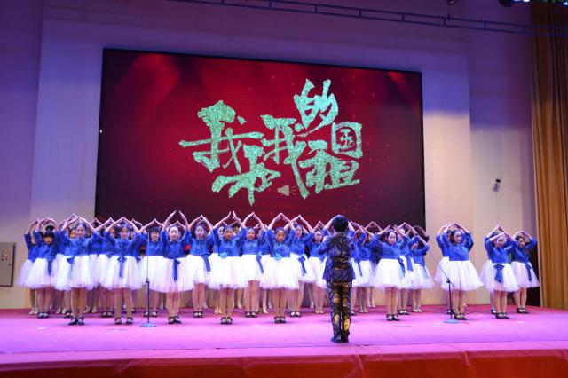 烟台港城中学：社团汇报精彩纷呈，校园生活绚丽多姿