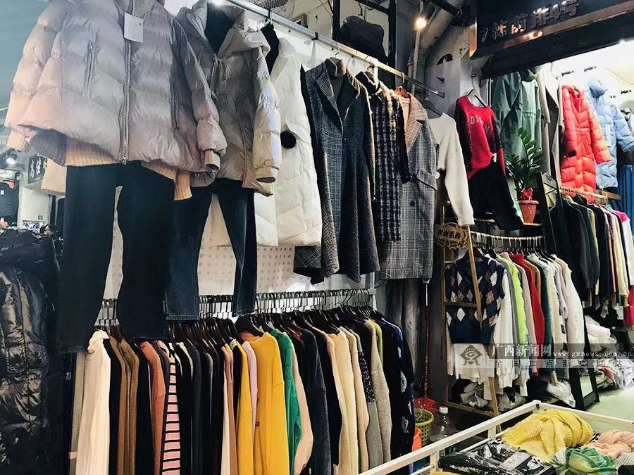 潮流穿搭菜市场,农贸市场衣服穿出时尚