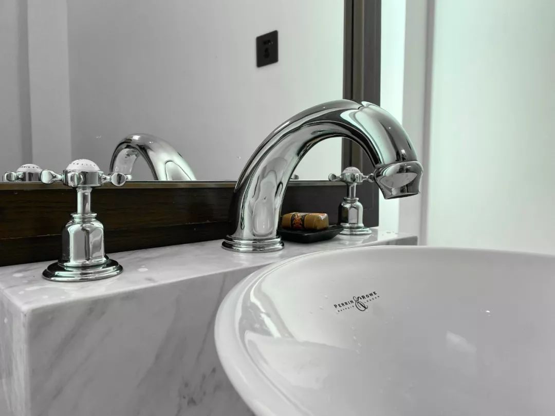 湖边邨酒店,杭州湖边邨酒店