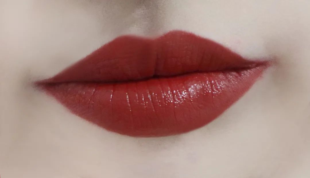 凭借不老神颜抢到男神45岁却难逃变老变丑的命运她到底做错了什么？