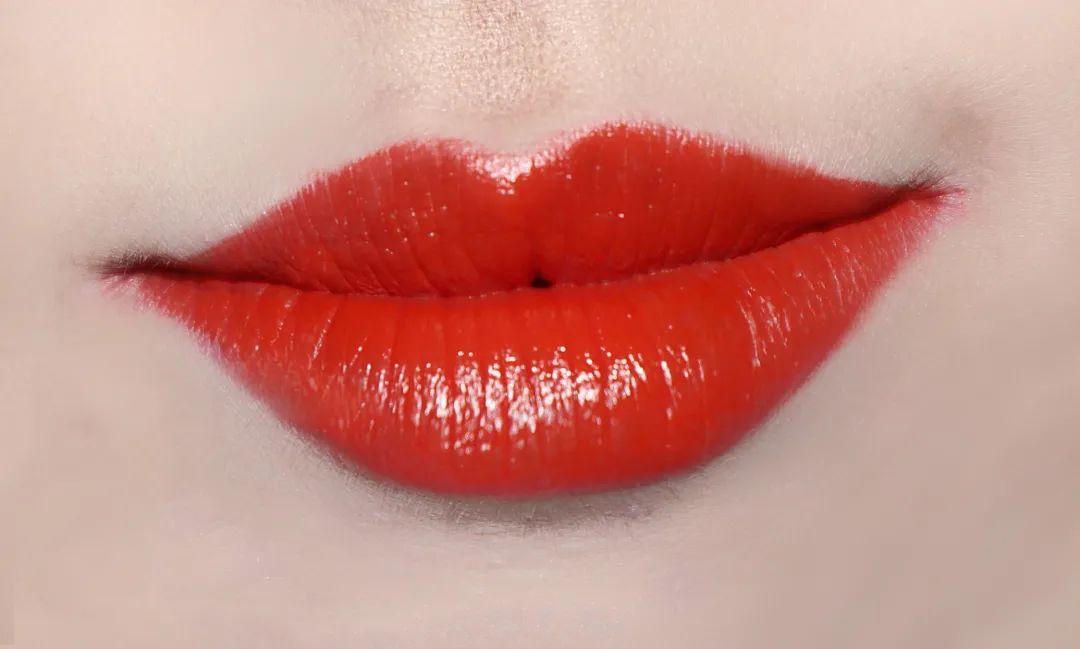 凭借不老神颜抢到男神45岁却难逃变老变丑的命运她到底做错了什么？