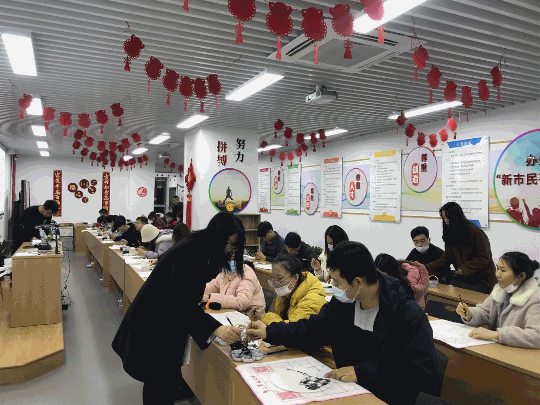 就地过年也快乐,就地过年也同样精彩