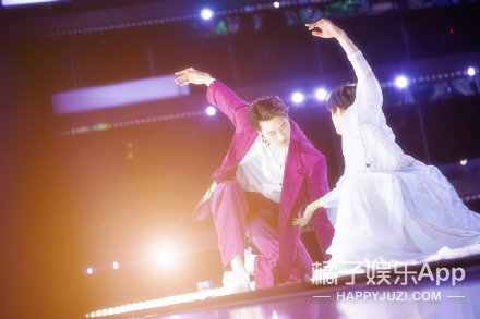 中国爱豆在韩综表演,韩综中突然说中文的中国爱豆