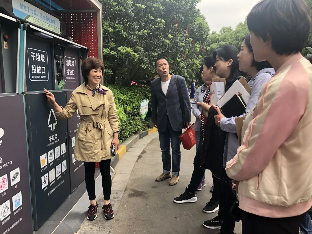 锻造社区书记队伍,高素质社区队伍