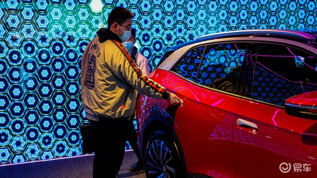 探秘各个店铺,探秘全球唯一8星级店