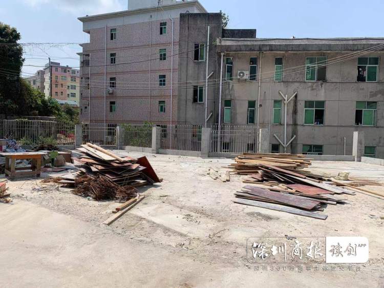 龙岗布吉一护坡上竟盖起3层楼房邻近街坊提心吊胆
