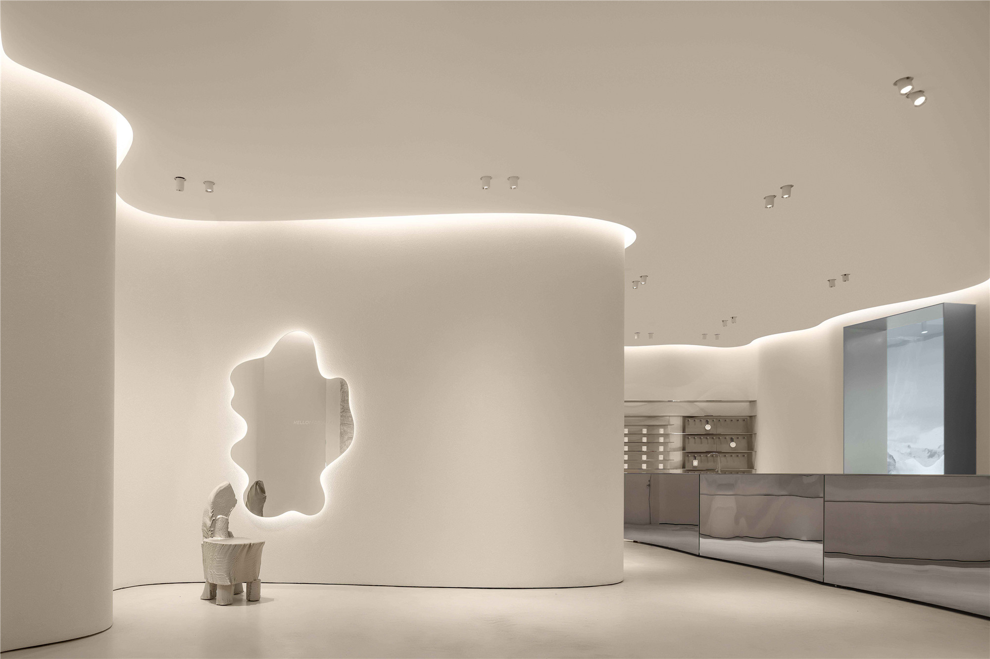 F.O.G.|北京三里屯观夏香薰体验零售空间