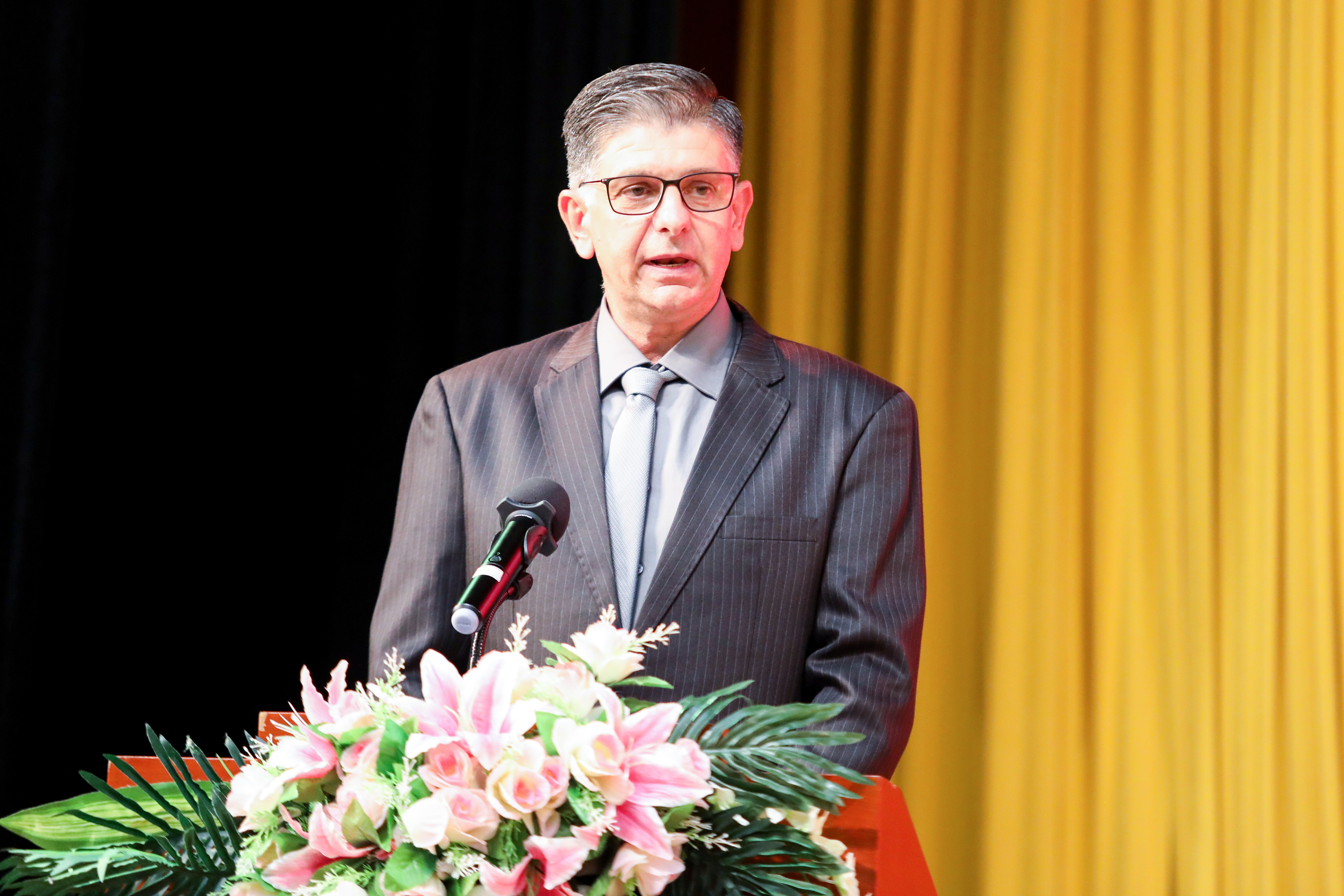 恒大足校新任南美青训总监：要让中国球员被世界足球承认