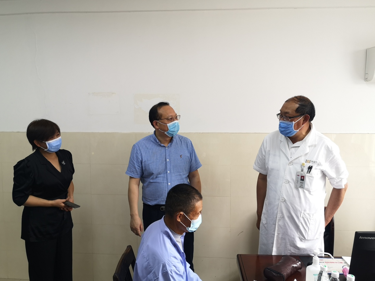 湖口县中医医院：红色公益行，回报桑梓情