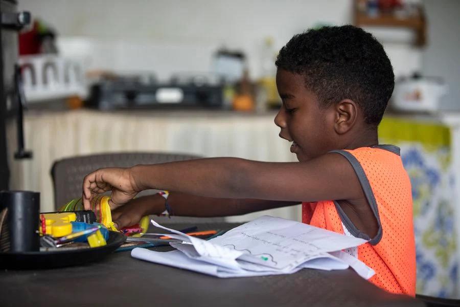 1200万拉美中产在疫情中消失:多年家底一朝空,“我又要从零开始”