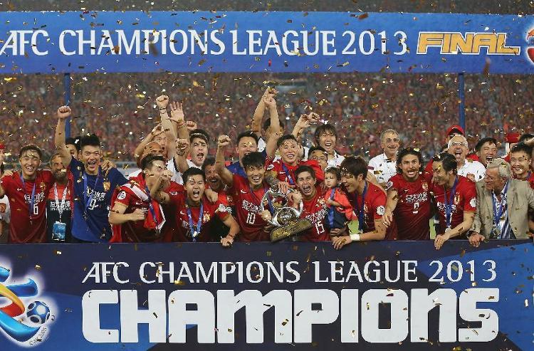 正好侃球鲁能完整视频,正好侃球退役视频