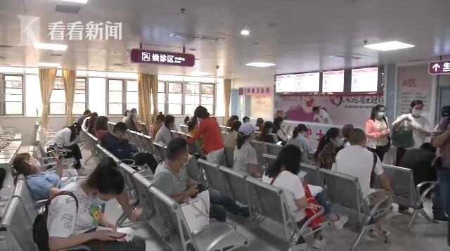 8岁男孩总是眨眼睛还抿嘴巴,小孩使劲眨眼睛做鬼脸是什么病