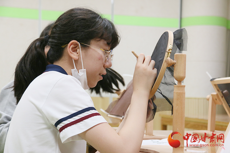 鍖椾含绗簩瀹為獙灏忓浼樿壇浼犵粺,鍖椾含绗簩瀹為獙灏忓鐖辩殑鏁欒偛