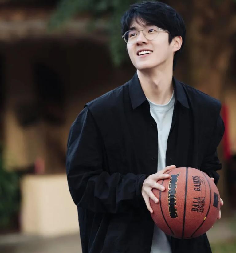 整容失败的男星们,娱乐圈整容艺人