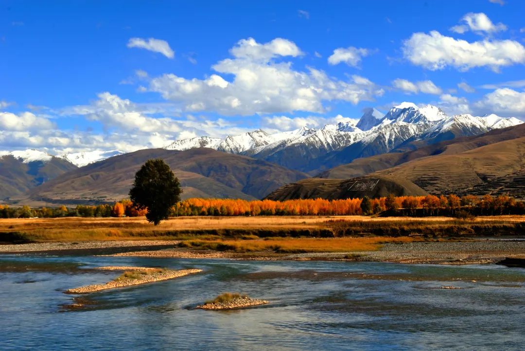 川藏旅行带你看甘孜 (甘孜一网打尽川藏最精华的旅行地)