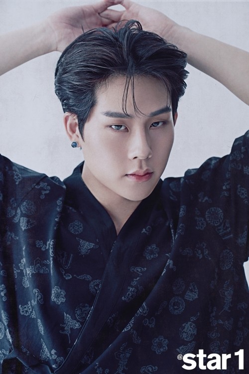 周宪采访：《GAMBLER》是完整展现MONSTAX色彩之歌