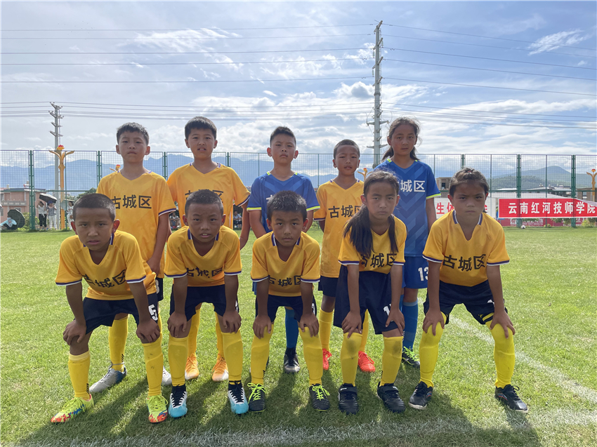 丽江足球联赛第一名,丽江足球队参加中冠的队伍