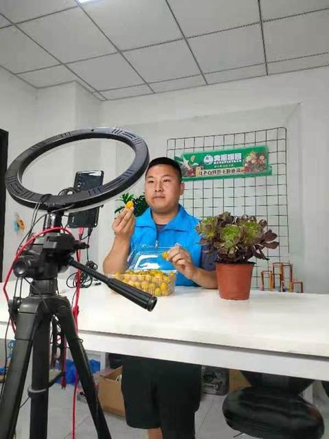 多措并举稳就业增收,坚持人民至上群众福祉持续增进