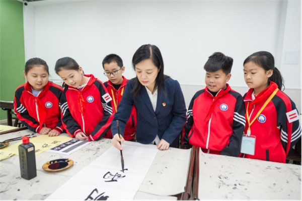 中国故事｜东营市春晖小学：“共生课程”创生学校育人新生态