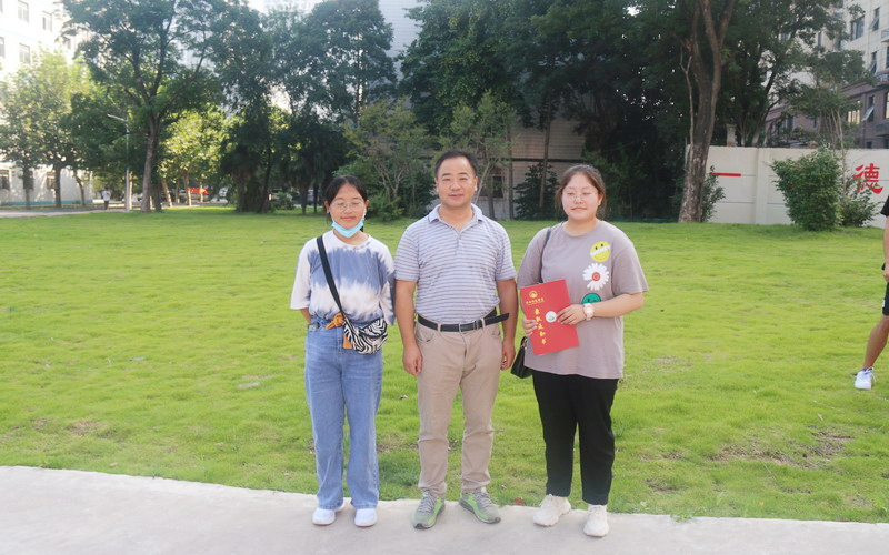 山高路远幸识君淮南师范学院迎来首批*藏西**学生