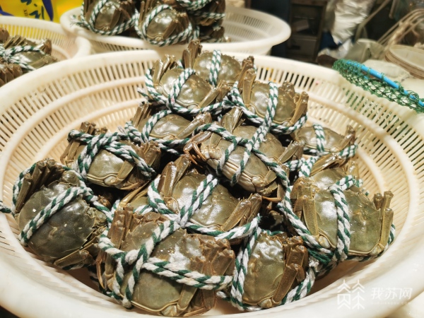 怎样冷冻螃蟹是储存的最好方法,如何吃螃蟹才能保留完美的蟹空壳