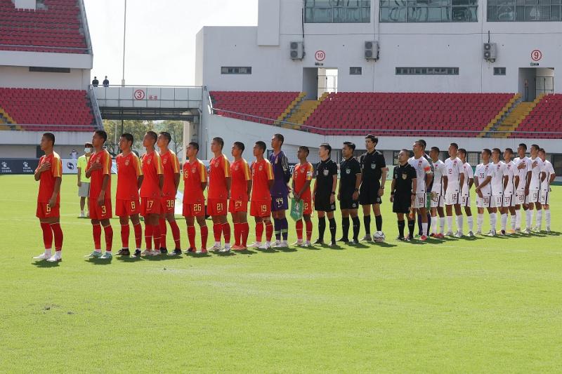 杨晨谈青训,杨晨解说足球