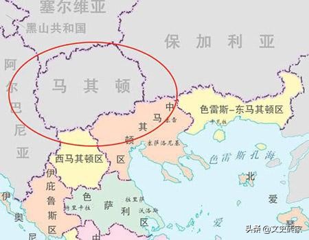 因邻国抗议被迫改名的欧洲国家,曾是世界强国,如今地位一落千丈