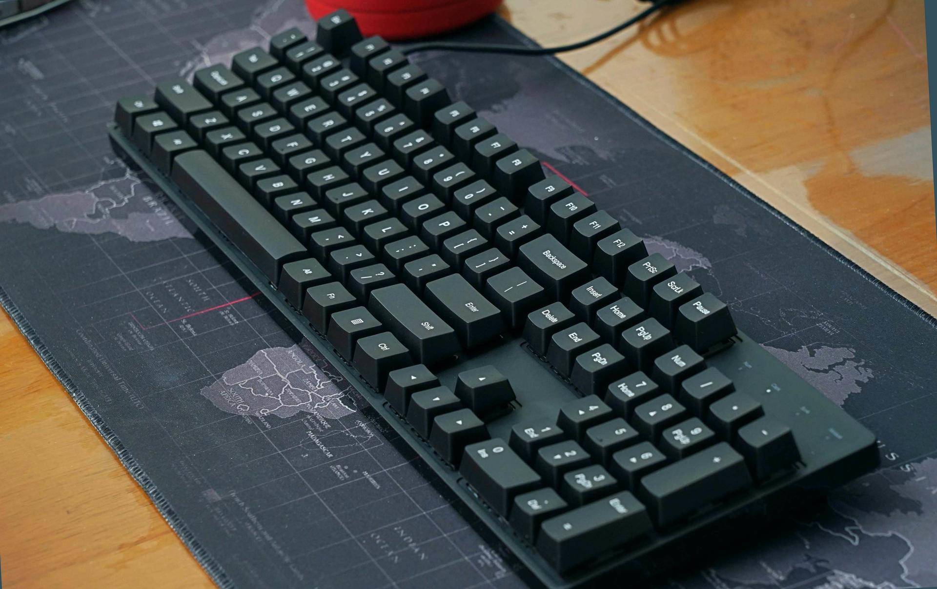 小米cherry版樱桃红轴机械键盘,小米机械键盘cherry版和g50怎么选