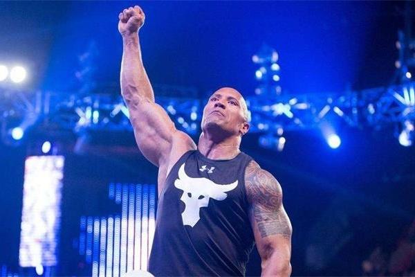 wwe高柏被巴蒂斯塔打,战神高柏和野兽巴蒂斯塔谁更厉害