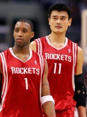 麦克格雷迪35秒13分全场完整版,麦克格雷迪单手持球照片