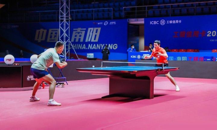 国乒出征全运会樊振东刘诗雯图片,国乒直通赛南阳站孙颖莎王曼昱