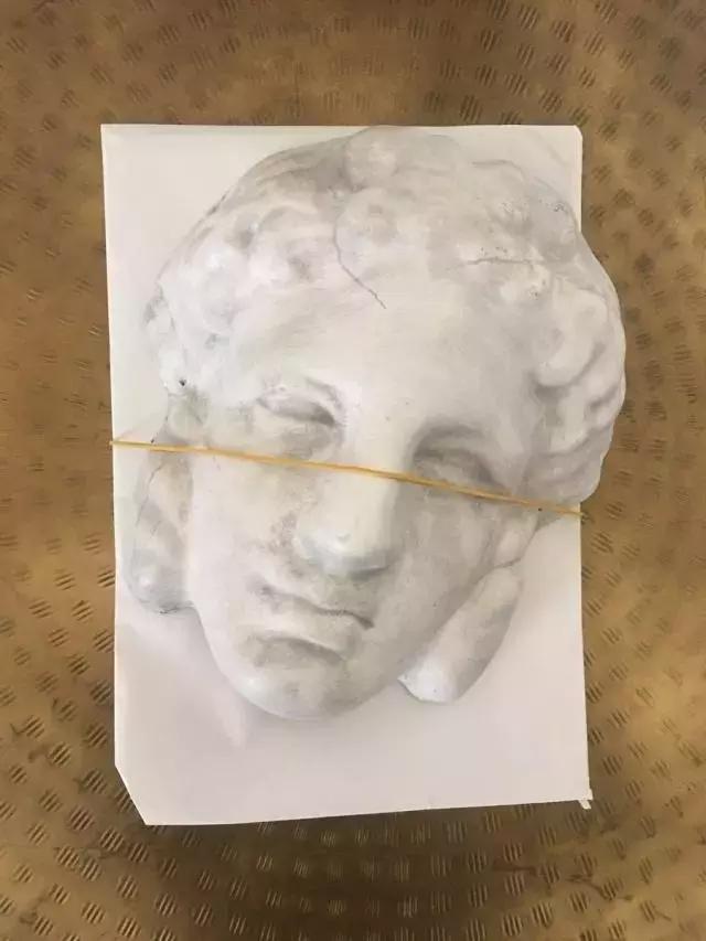 米兰时装周明星合影,明星米兰时装周造型刘诗诗