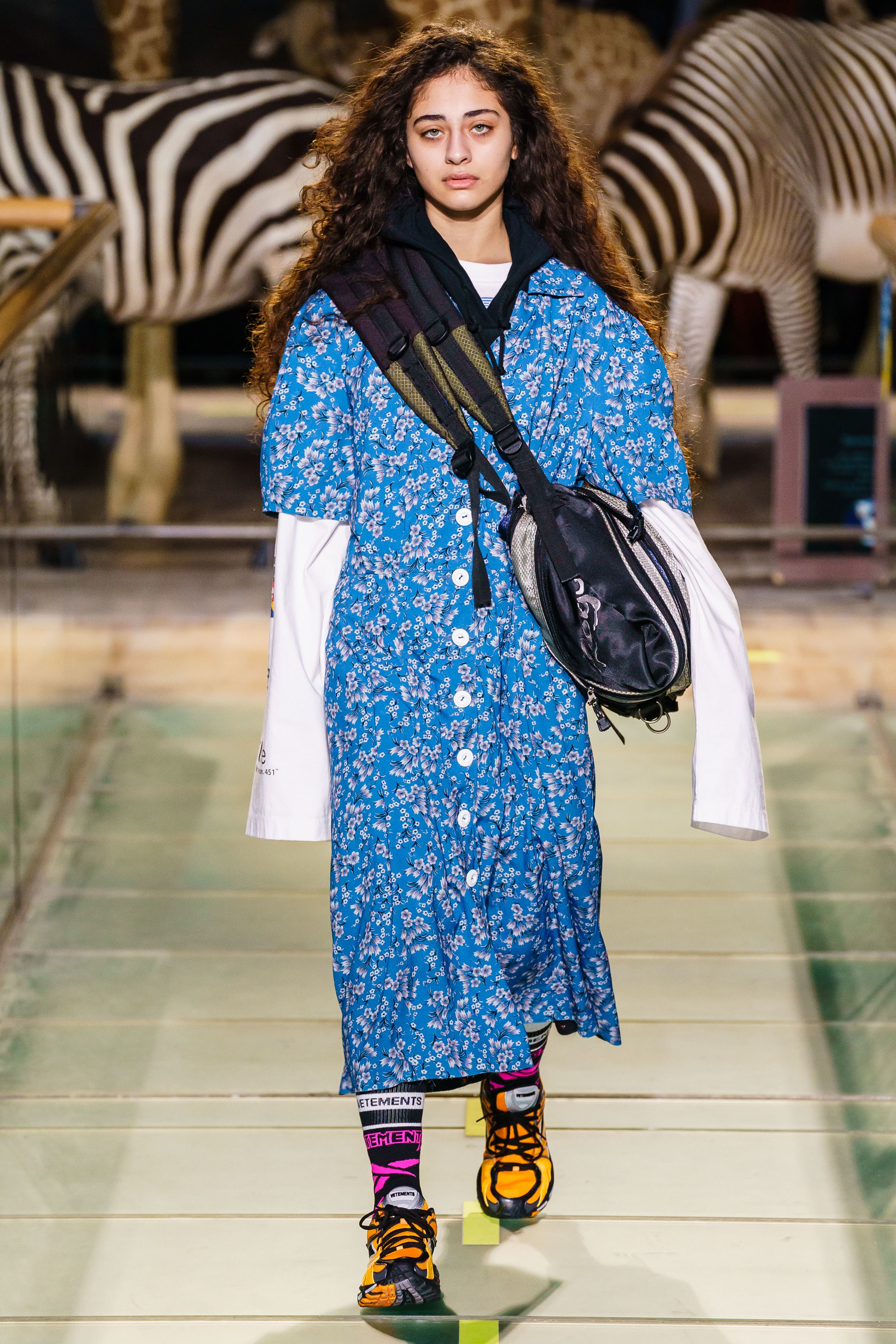 vetements2023秋冬新款,vetements2022秋冬高级成衣发布